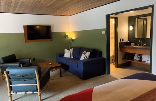 Lakeside Park Hotel | Station House Inn - Near Heavenly Gondola