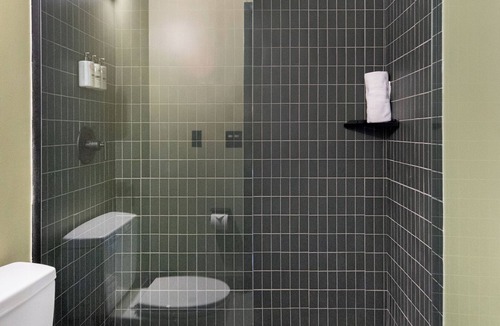 Lakeside Park Hotel | Station House Inn - Near Heavenly Gondola