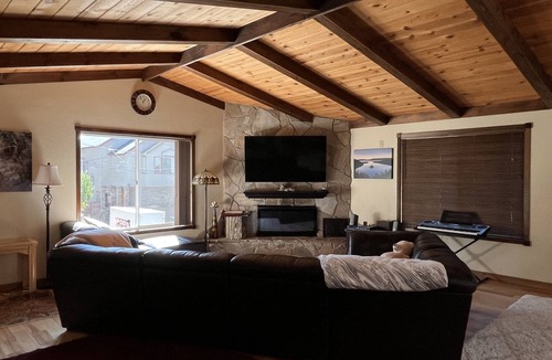 Montgomery Estates House | Stay-cation home in Tahoe for monthly rentals