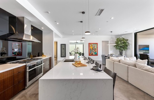 Araby Cove House | Stay in 3rd Rock Home !