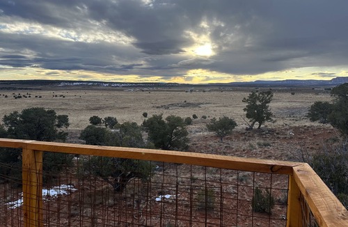 Kanab Cabin | Stay in AMAZING tiny cabins @ The Cedars w Walkout Decks and DARK SKIES!