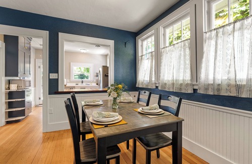 Springfield House | Stay in the Elizabeth Page House, a modern bungalow, perfect for families.