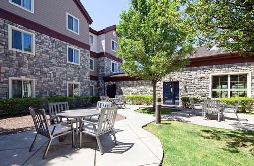 Fairfield Condo | Staybridge King Suite. Pool & Hot Tub. Free Breakfast. Visit a Nearby Winery!