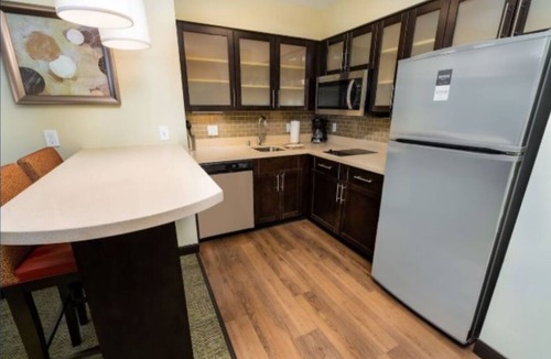 Newark Apartment | Staybridge Suites Newark - Fremont by IHG