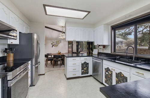Roseburg House | Step Back in Time at Our 1970s Retro Retreat *Game Room* Lounge* Right off I5
