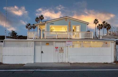 Sunset Beach Apartment | Steps to Beach, Firepit & Patio | Long-Term Sunset Beach Stay | Coastal Cove