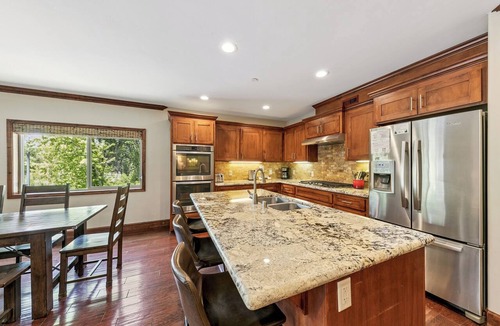 South Lake Tahoe House | Steps to Heavenly, Lake & More | Tahoe Woods #101