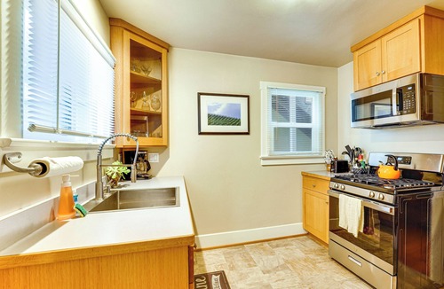 Beach Hill - Beach Flats House | Steps to Sand: 'Beach Hill Bungalow' w/Patio