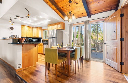 Mountain View Estates House | Steps to Trails & Minutes to Heavenly + Firepit | Bluewood Cabin by AvantStay