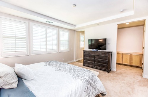 Portola Springs House | Stonegate Mansion on Dunmore