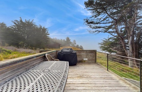 Stewarts Point House | Stoney House