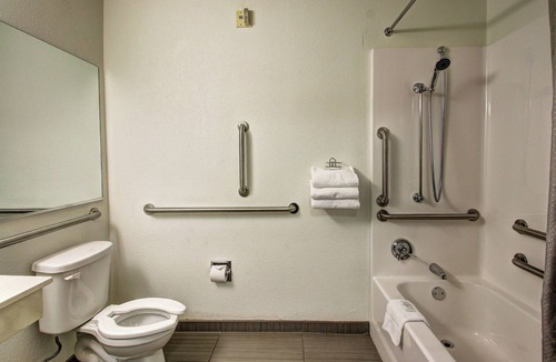 Murray Hotel | Studio 6 – Murray, UT