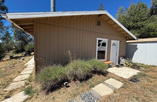 Grass Valley Cabin | Studio cabin with AC in Nevada City with Yuba River access