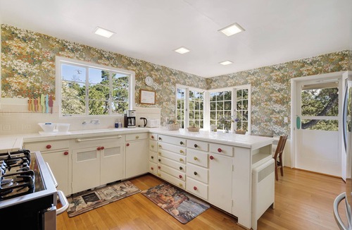 Jack's Peak House | Stunning 5 Acre Carmel Retreat, 2 Hot Tubs, Amazing Location!