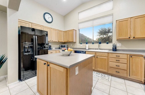 Sierra Estates-Summit House | Stunning home with mountain views, pool, fast WiFi, central AC & W/D