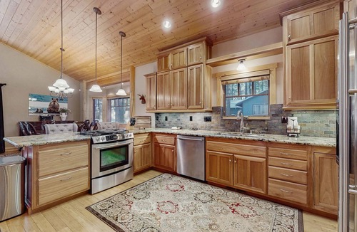 Sierra Tract House | Stunning Large Custom Family Home with Fireplace, Yard, Views