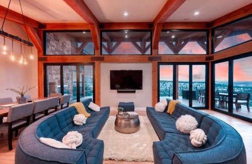 Orderville House | Stunning Luxury Family Home Near Zion National Park