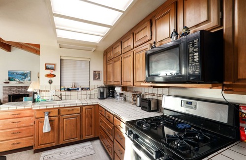 Anchor Bay House | Stunning ocean views with free beach access!