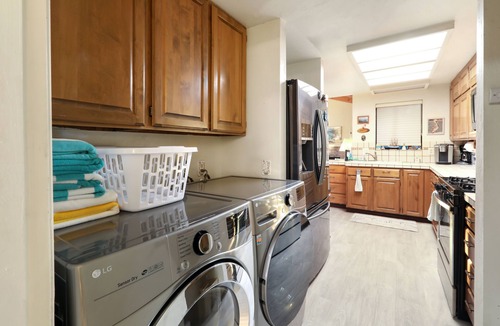 Anchor Bay House | Stunning ocean views with free beach access!