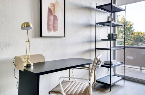 University South Apartment | Stunning Palo Alto 1BR w/Gym, Pool & Lounge, nr tech HQs, by Blueground