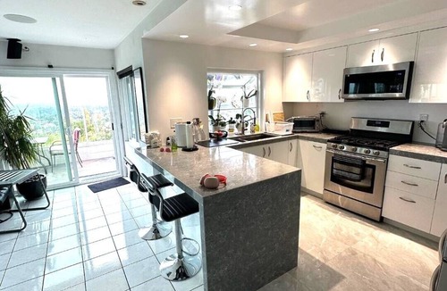 Lake Forest House | Stunning Panoramic View Home With Jacuzzi And Perfect South OC Location