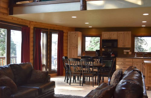 Mount Pleasant Cabin | Stunning, Serene Cabin Retreat Nestled in the Mountains of Mount Pleasant, UT