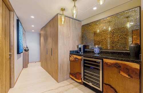 Zona Hotelera Condo | Stunning Views from Punto Nima by The Agency Baja