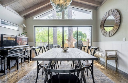 Westside Santa Cruz House | Stylish 3 bedroom home just steps to the Santa Cruz Beach Boardwalk and Downtown