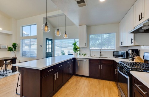 Green Valley House | Stylish 3BR Vegas Oasis W/Pool/SPA near Strip&Golf. Pet friendly!