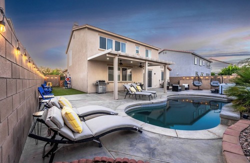 Coachella House | Stylish & Cozy Home in Coachella