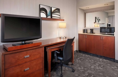 Laguna Hills Hotel | Stylish Escape Near Beaches w/Pool & Workspace | 2 Units
