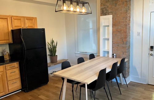 CUF House | Stylish home with amazing views of downtown