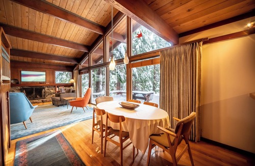 Comstock Acres House | Stylish Redwood Home with Hot Tub and Private Beach Access