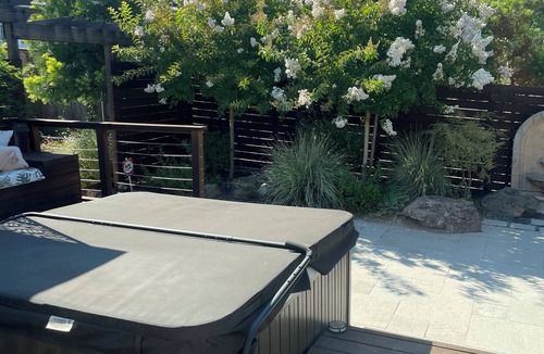 Overlook House | Suburban Luxury with Urban Access in Walnut Creek