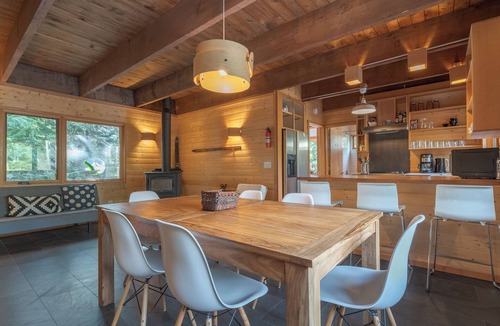 Government Camp Cabin | Summer special, stay before 7/20/26 get third night half off.
