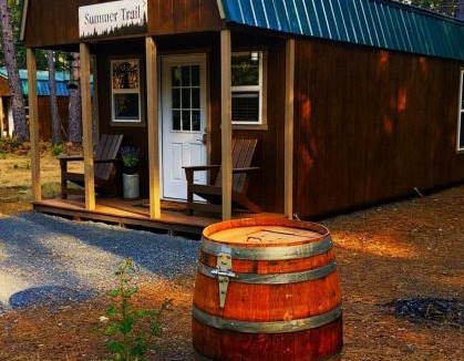 Cave Junction House | Summer Trail Cabin 5 - Sleeps up to 4