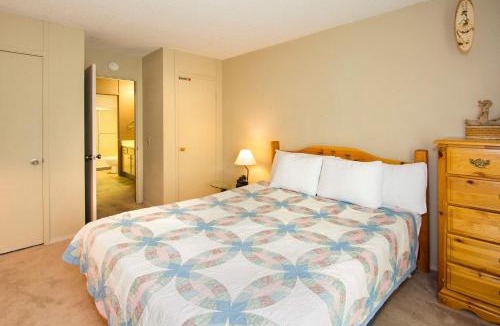 Mammoth Lakes House | Summit #217 A Couples Getaway Dream