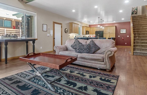 Summit Estates Cabin | Summit Shooting Stars - Cabins each with a Hot Tub and Game Room! Perfect location!