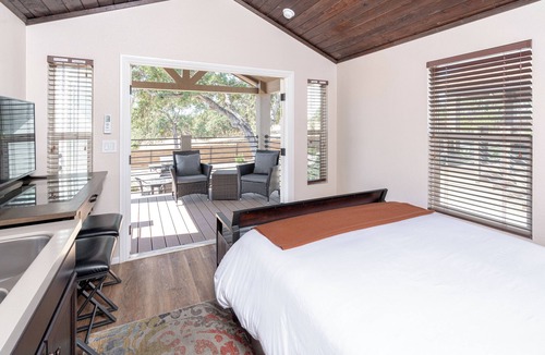 Paso Robles Hotel | Sun Outdoors Paso Robles