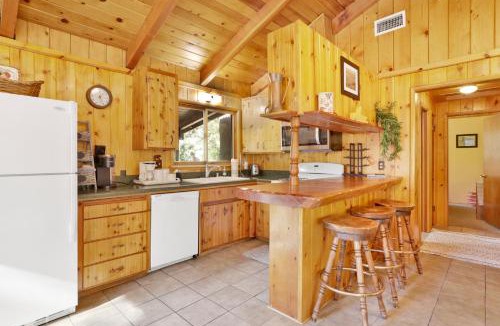 Upper Moonridge House | Sunny bear cabin #1970