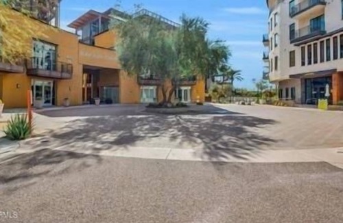 Entertainment District Apartment | Sunny Scottsdale Safari