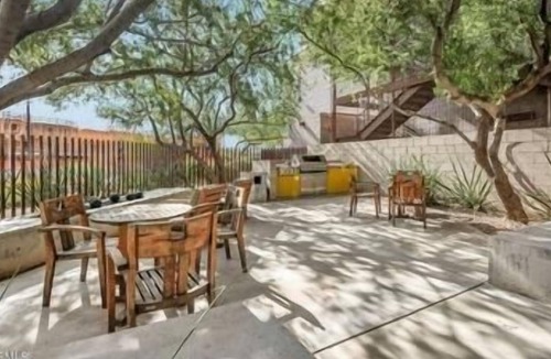 Entertainment District Apartment | Sunny Scottsdale Safari