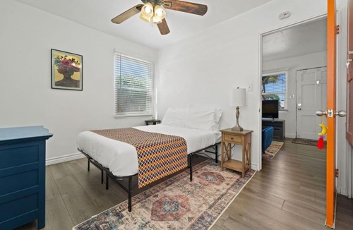 Lincoln Acres Apartment | Sunny Suite on 43rd by Rather Be Properties
