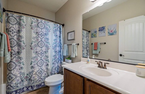 Power Ranch Condo | Sunnyside Condo - 5 pools | outdoor sports | BBQ