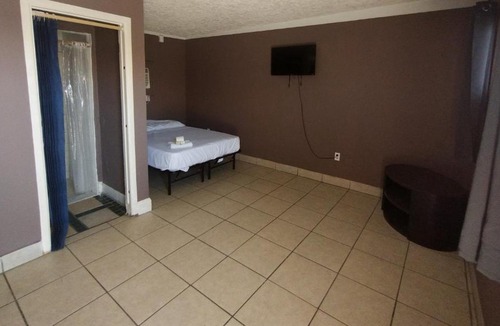 Whitney Hotel | Sunset Motel Las Vegas