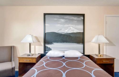 Alturas Hotel | Super 8 by Wyndham Alturas