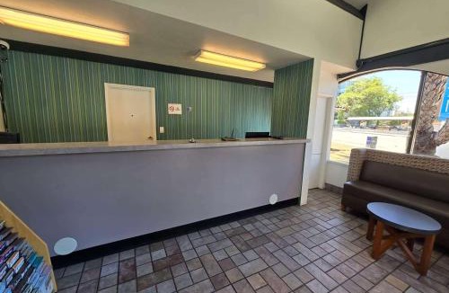North San Jose Hotel | Super 8 by Wyndham San Jose Airport