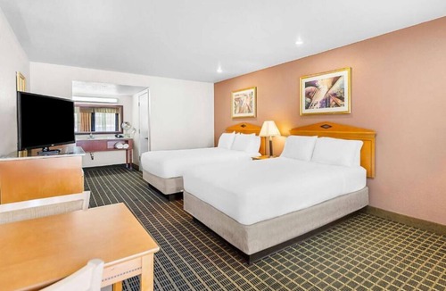 South San Jose Hotel | Super Bowl Stay at Sure Stay Hotel In San Jose!