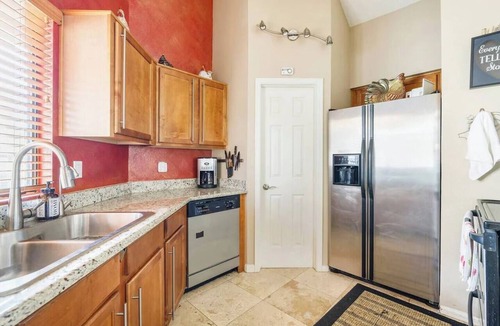 Acacia Creek Apartments Condo | Super Central Scottsdale Location, 2-Bedroom 2-Bath 2 Balcony, Cozy Corner Condo