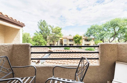 Acacia Creek Apartments Condo | Super Central Scottsdale Location, 2-Bedroom 2-Bath 2 Balcony, Cozy Corner Condo